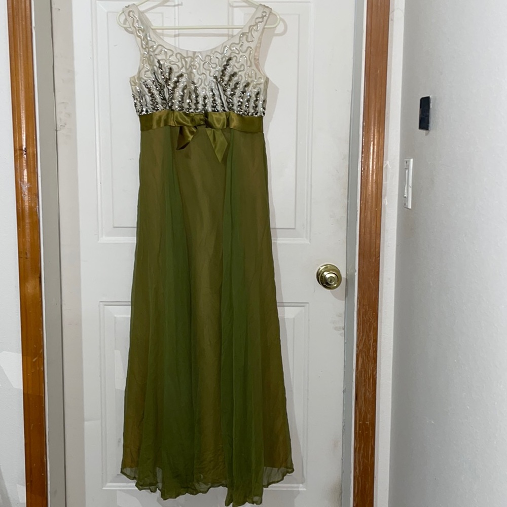 COPY - Vintage chiffon maxi. Small.